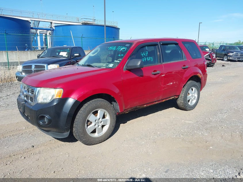 Vin: 1fmcu9c78akc94845, lot: 45245068, ford escape xls 20102