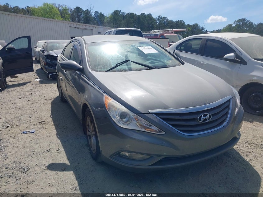 2013 HYUNDAI SONATA GLS