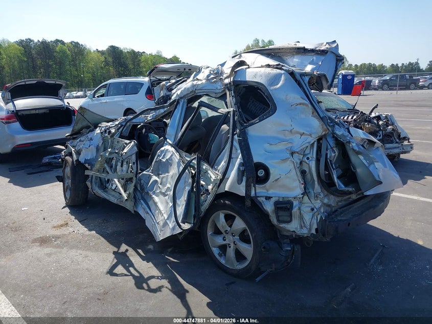 2008 KIA RONDO auction photo 3