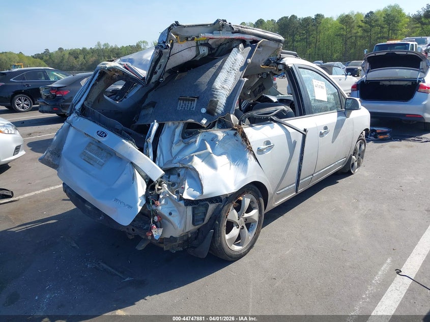 2008 KIA RONDO auction photo 4