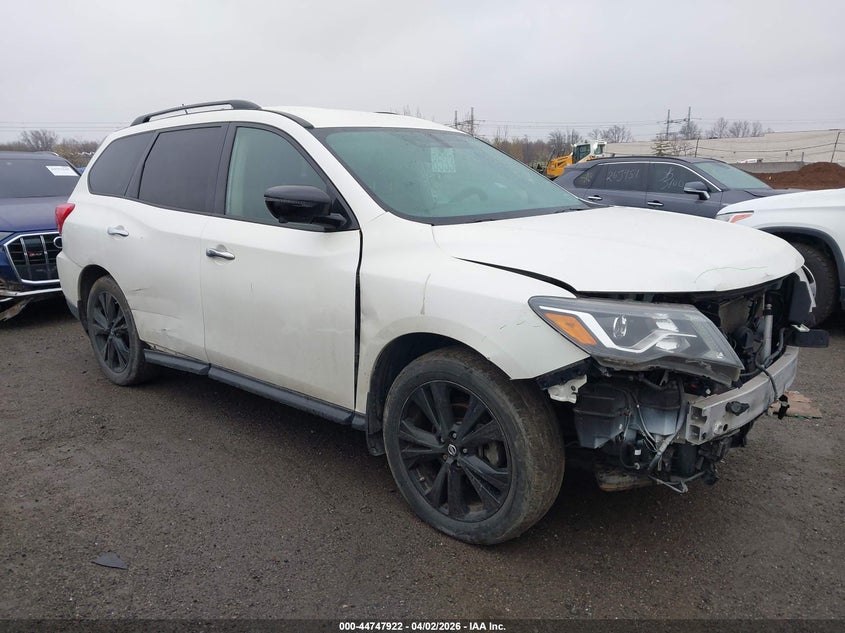 2018 Nissan Pathfinder Sl