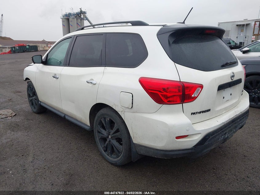 2018 Nissan Pathfinder Sl