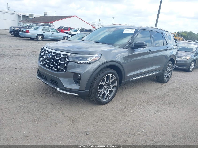 2025 Ford Explorer Platinum