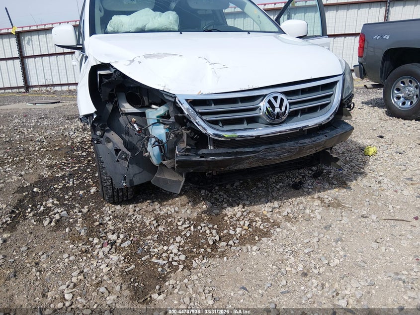 2014 Volkswagen Routan Se VIN: 2C4RVABG0ER134898 Lot: 44747936