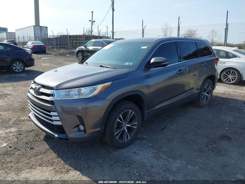 2018 Toyota Highlander Le Plus