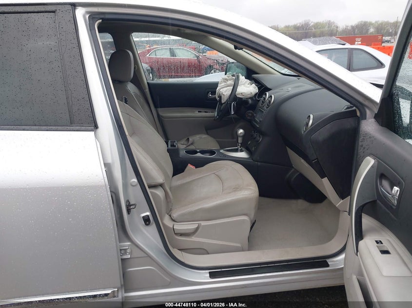 2011 Nissan Rogue Sv