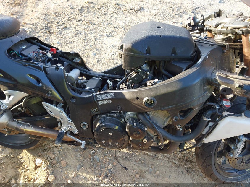 2008 Suzuki Gsx1300 R VIN: JS1GX72A882104903 Lot: 44748161