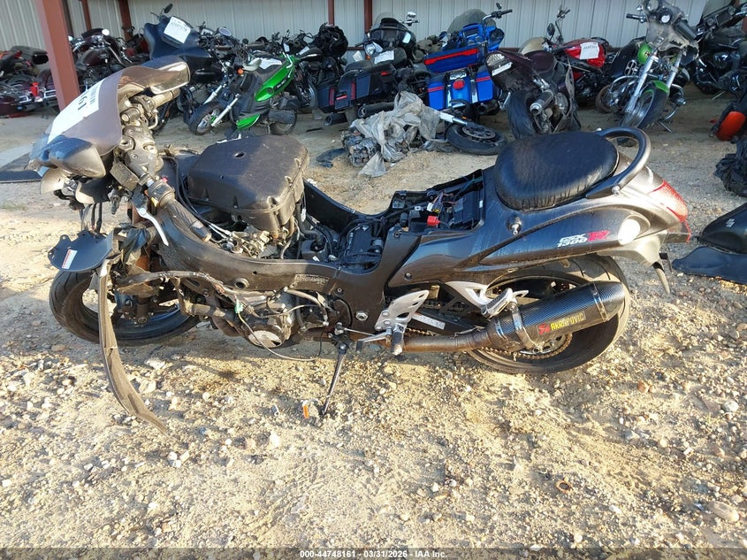 2008 Suzuki Gsx1300 R VIN: JS1GX72A882104903 Lot: 44748161