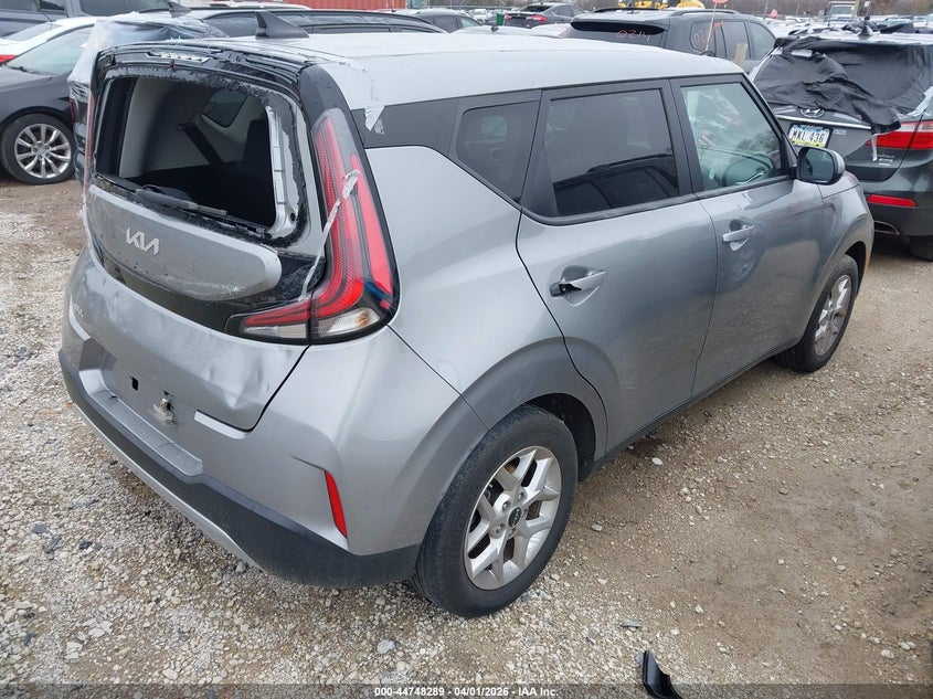 Vin: kndj23au7p7870296, lot: 45245484, kia soul lx 20234