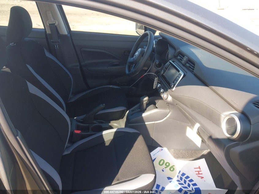 2025 Nissan Versa 1.6 S