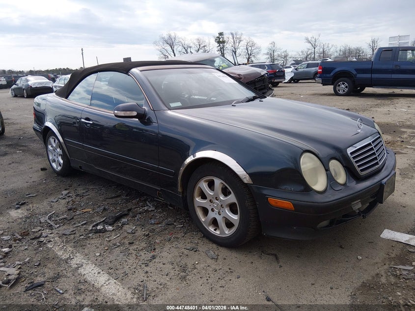 2002 MERCEDES-BENZ CLK 320