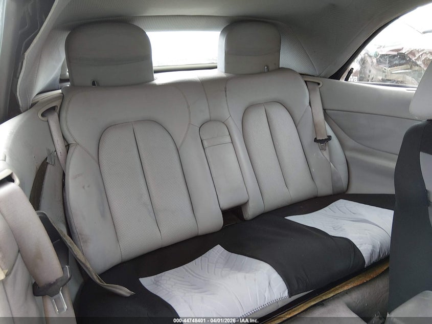 2002 Mercedes-Benz Clk 320 VIN: WDBLK65G52T109859 Lot: 44748401