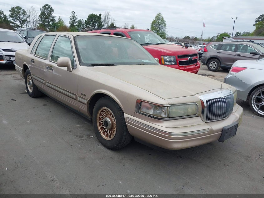1997 Lincoln Town Car Executive