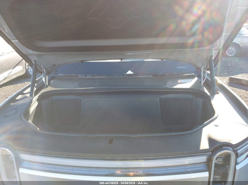 2025 Rivian R1S Adventure Dual Motor Large Pack/Adventure Dual Motor Max Pack VIN: 7PDSGBBA9SN050092 Lot: 44748529