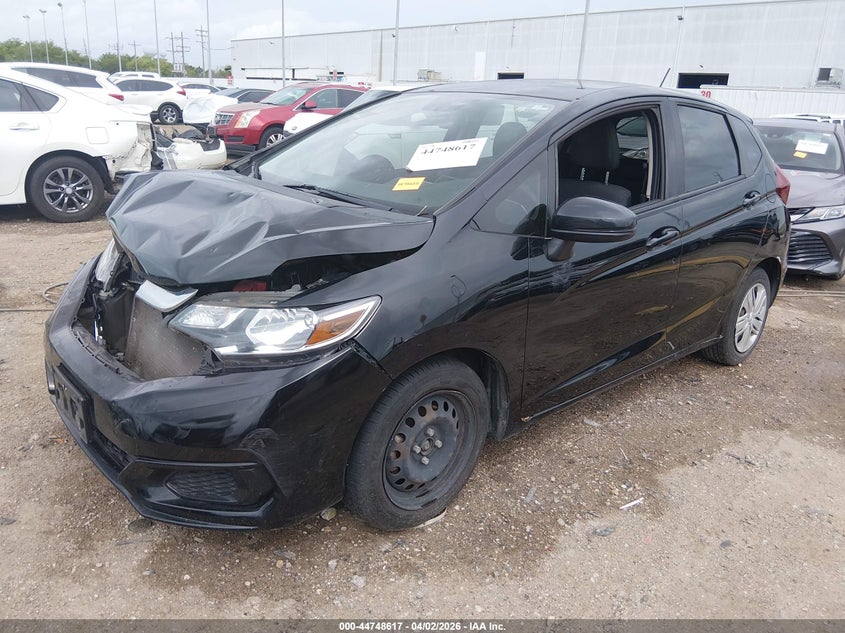 3HGGK5H42JM735379 2018 Honda Fit Lx photo 1