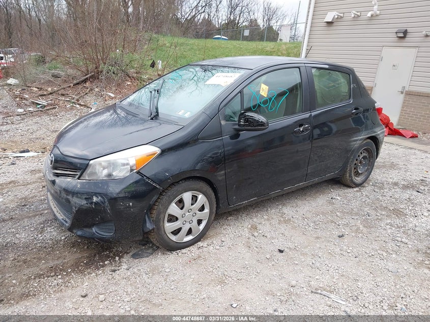 2012 Toyota Yaris Le