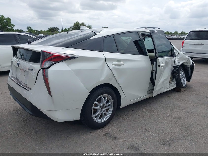 2016 Toyota Prius Four