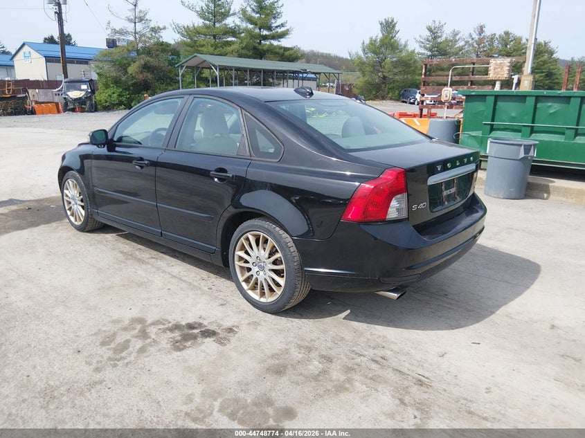 2011 Volvo S40 T5