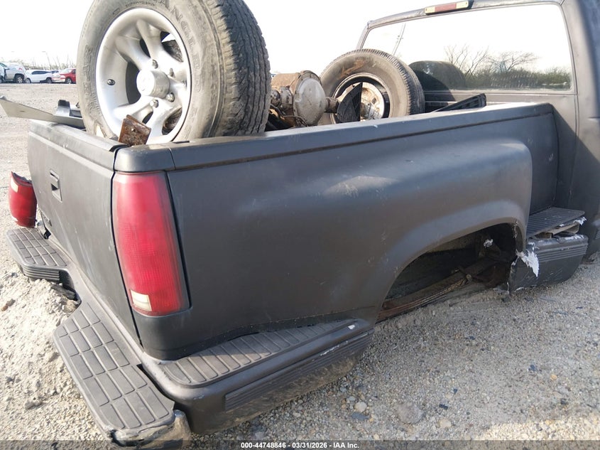 1994 GMC Sierra C1500 VIN: 2GTEC19K7R1513920 Lot: 44748846