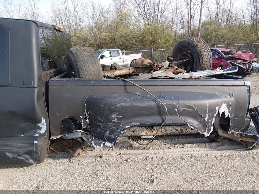 1994 GMC Sierra C1500 VIN: 2GTEC19K7R1513920 Lot: 44748846