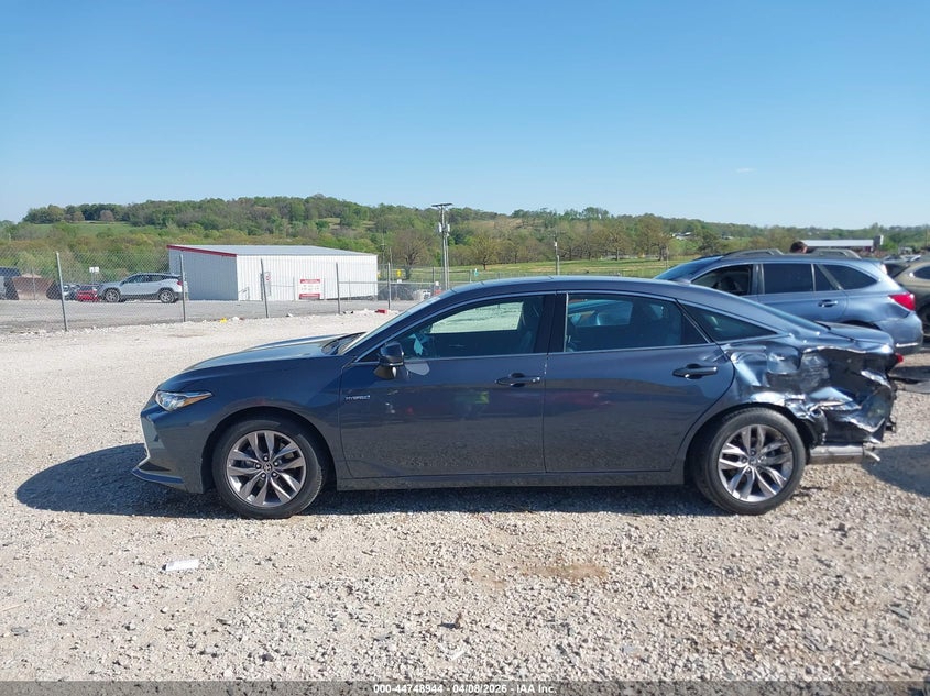 2021 Toyota Avalon Xle Hybrid VIN: 4T1AA1AB1MU004303 Lot: 44748944
