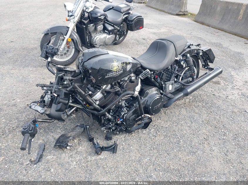 2025 HARLEY-DAVIDSON FLHX(VIN: 1HD1KB714SB623992