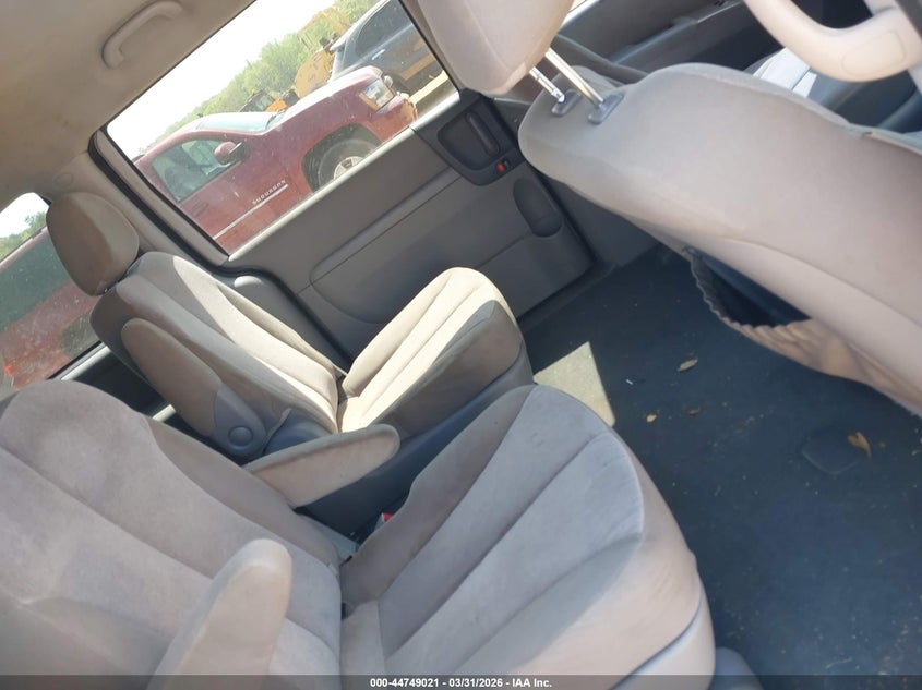 2012 Kia Sedona Lx VIN: KNDMG4C72C6494957 Lot: 44749021