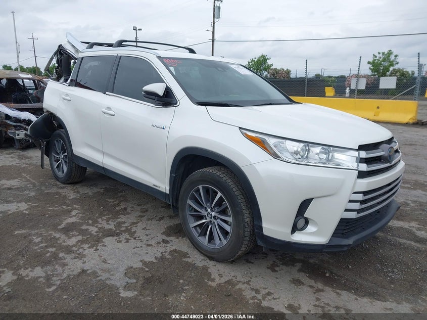 2019 Toyota Highlander Hybrid Xle