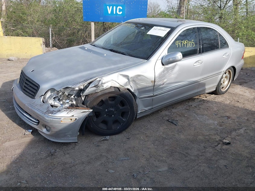 2005 Mercedes-Benz C 240 Luxury 4Matic