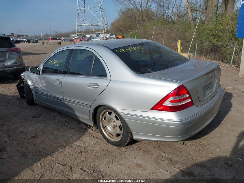 2005 Mercedes-Benz C 240 Luxury 4Matic