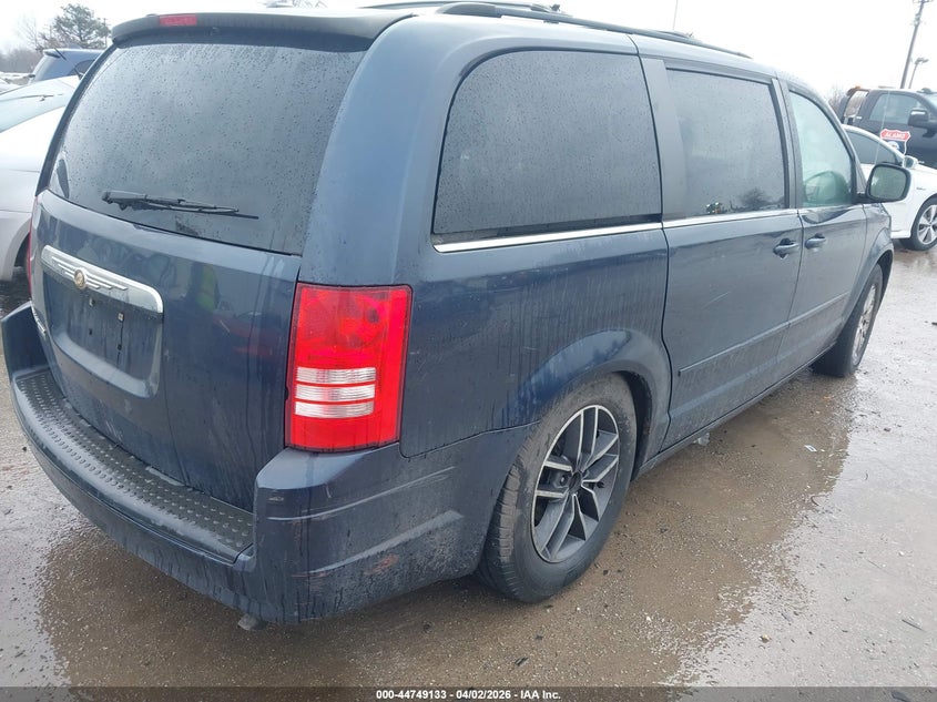 2008 Chrysler Town & Country Touring