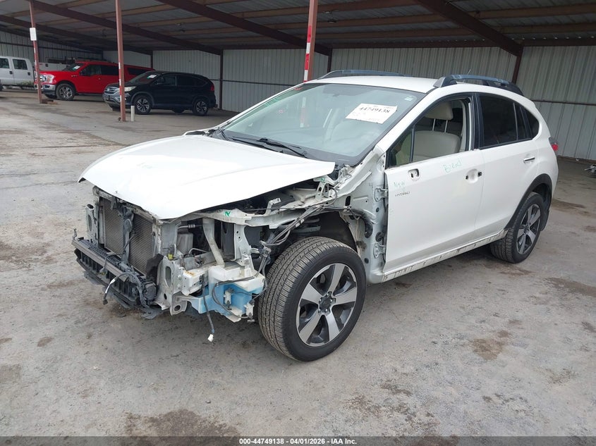 2014 SUBARU XV CROSSTREK HYBRID auction photo 2
