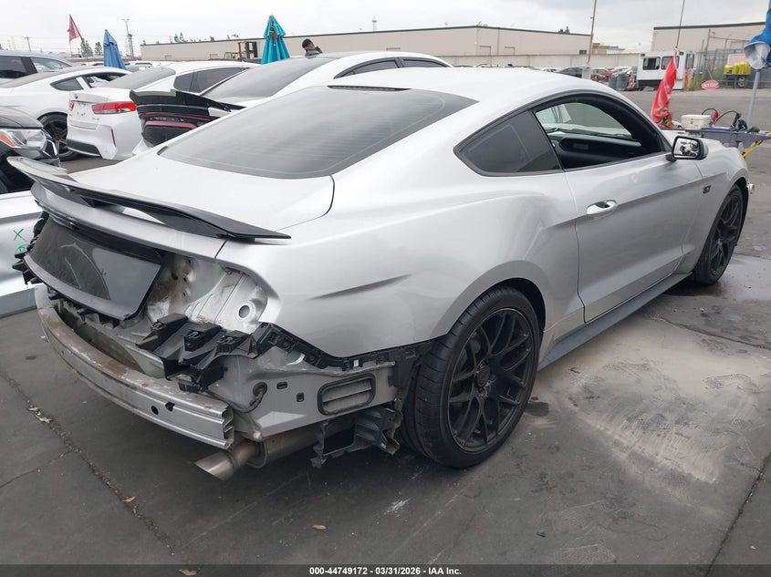 2016 Ford Mustang V6