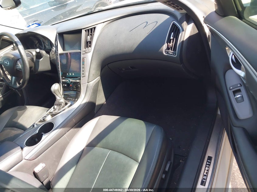 2016 INFINITI Q50 auction photo 5