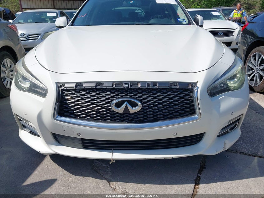 2016 INFINITI Q50 auction photo 6