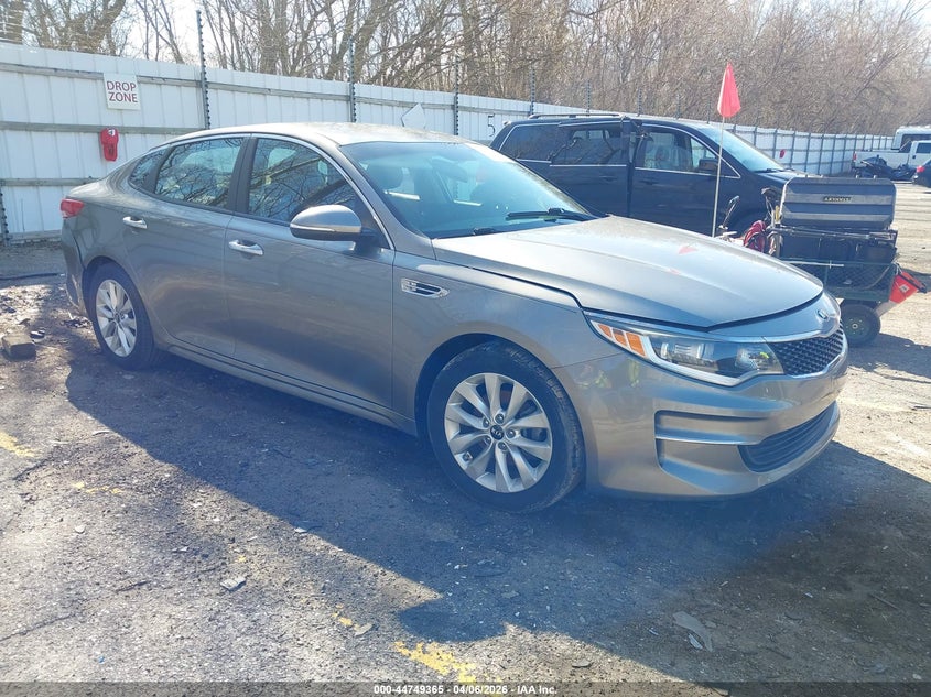 2017 Kia Optima Lx