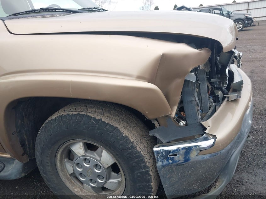 2000 Chevrolet Suburban 1500 Ls VIN: 3GNFK16T0YG133433 Lot: 44749565