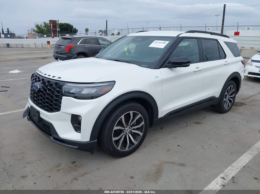 2025 Ford Explorer St-Line