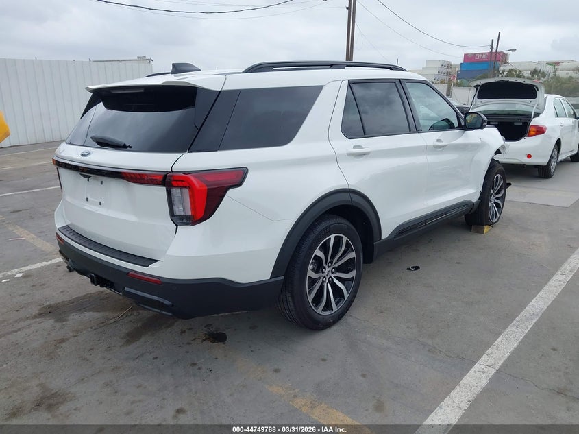 2025 Ford Explorer St-Line