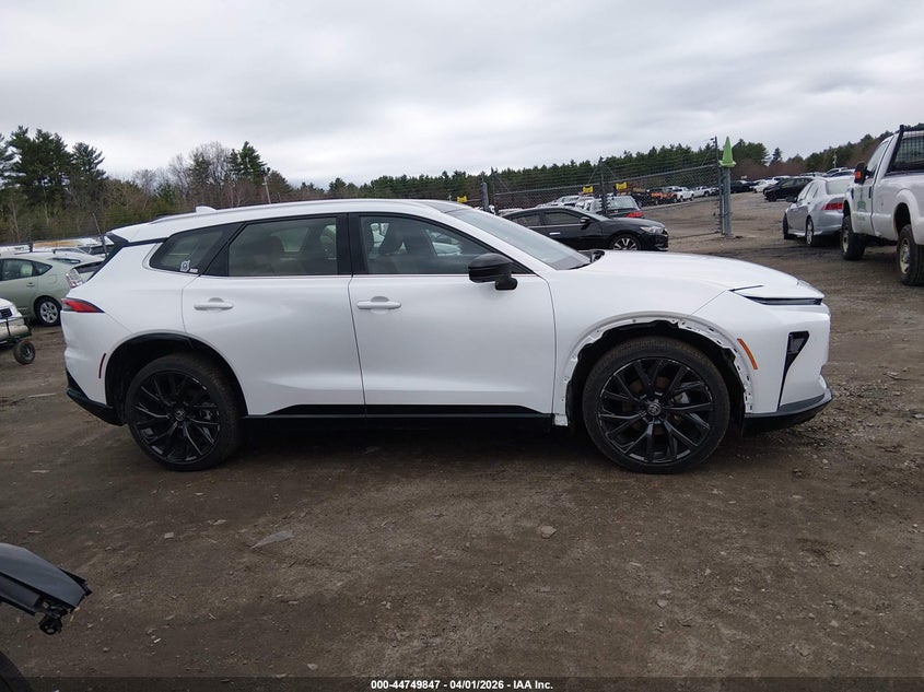 2025 Toyota Crown Signia Limited VIN: JTDACAAJ1S3034040 Lot: 44749847