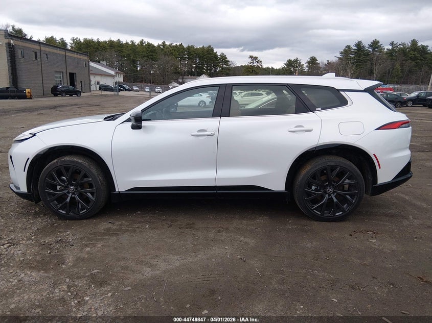 2025 Toyota Crown Signia Limited VIN: JTDACAAJ1S3034040 Lot: 44749847