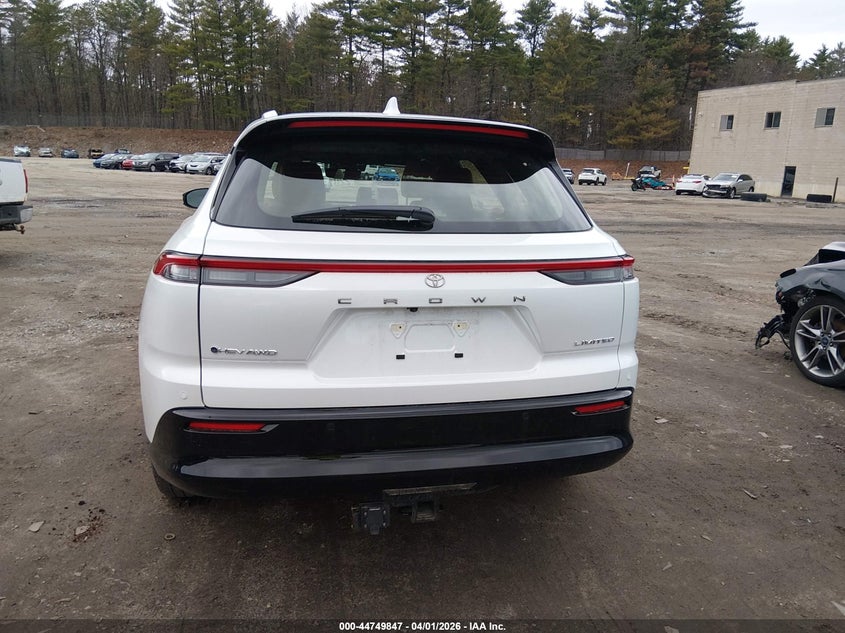 2025 Toyota Crown Signia Limited VIN: JTDACAAJ1S3034040 Lot: 44749847
