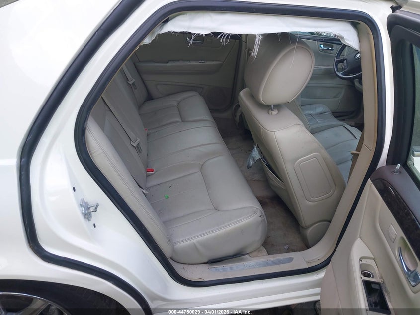 2010 Cadillac Dts Luxury Collection VIN: 1G6KD5EY3AU102155 Lot: 44750029