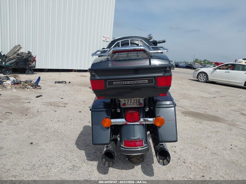 2009 Harley-Davidson Flhtcu VIN: 1HD1FC4189Y675566 Lot: 44750147