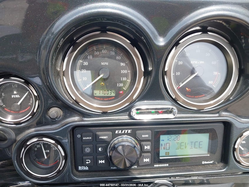 2009 Harley-Davidson Flhtcu VIN: 1HD1FC4189Y675566 Lot: 44750147