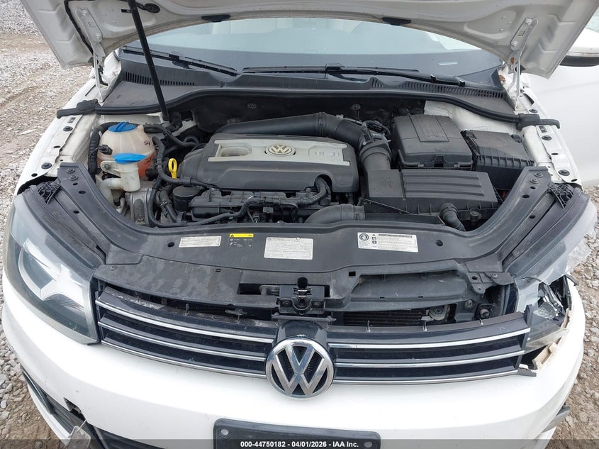 2014 Volkswagen Eos Komfort VIN: WVWBW8AH9EV004133 Lot: 44750182