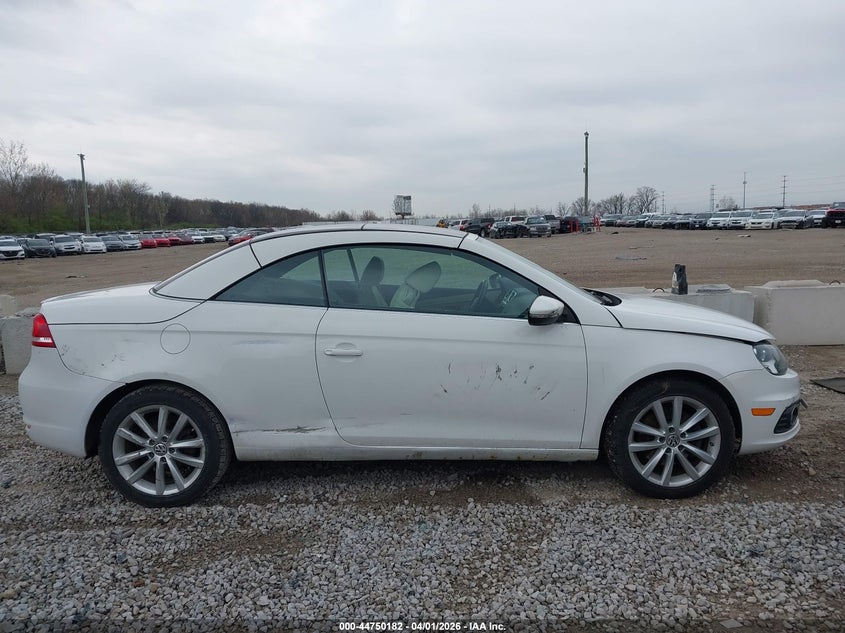 2014 Volkswagen Eos Komfort VIN: WVWBW8AH9EV004133 Lot: 44750182