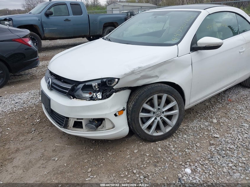 2014 Volkswagen Eos Komfort VIN: WVWBW8AH9EV004133 Lot: 44750182