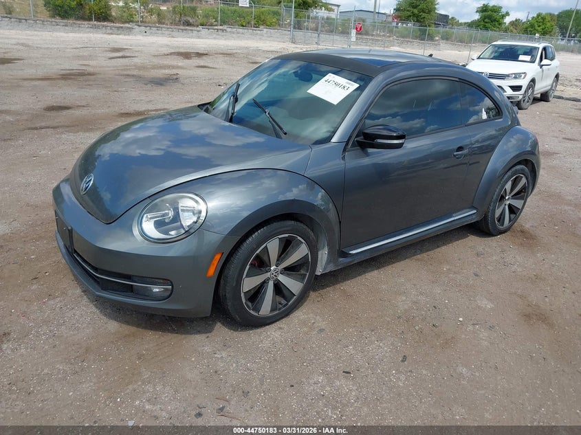 2012 Volkswagen Beetle 2.0T Turbo