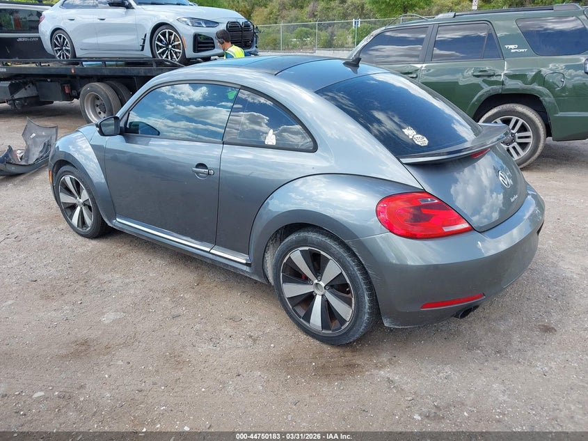 2012 Volkswagen Beetle 2.0T Turbo